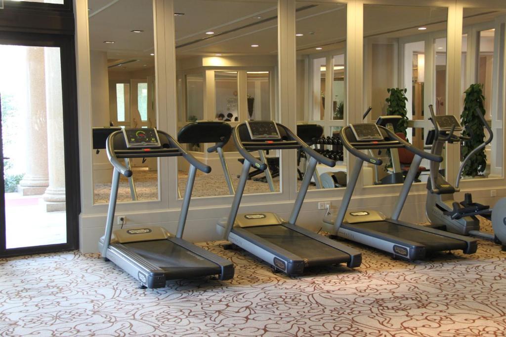 Landison Green Town Hotel Xinchang Екстериор снимка